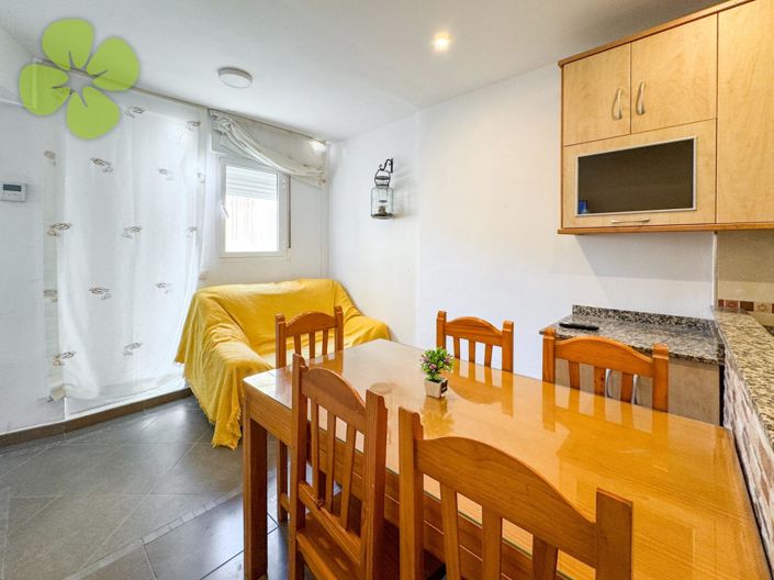 Image No.7-4 Bed Flat for sale