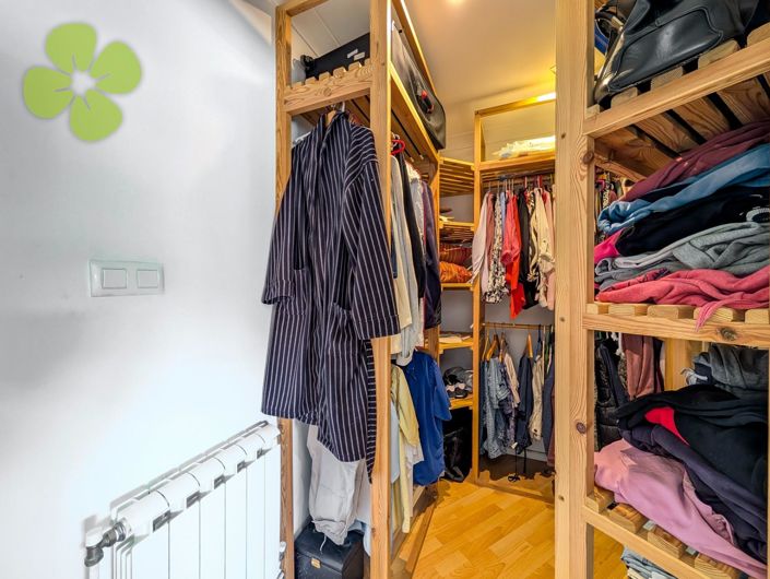 Image No.12-3 Bed Villa for sale