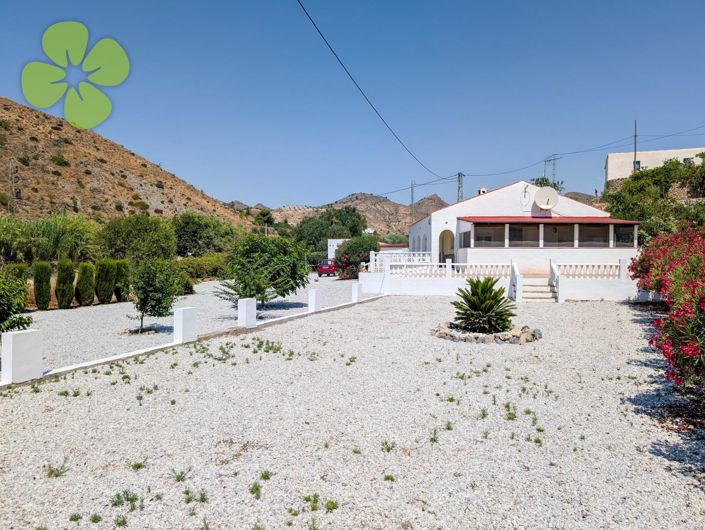 Image No.21-3 Bed Villa for sale