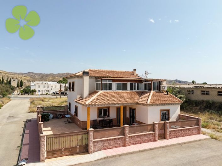 Image No.23-4 Bed Villa for sale