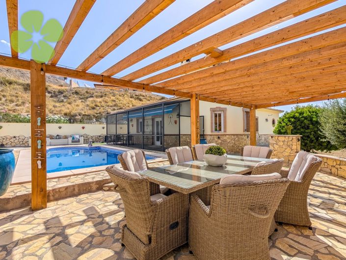 Image No.18-3 Bed Villa for sale