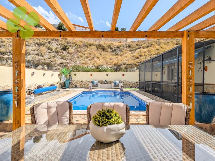 Image No.19-3 Bed Villa for sale