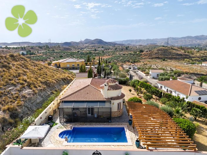 Image No.21-3 Bed Villa for sale