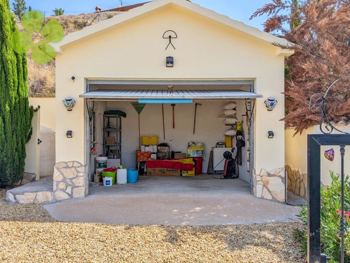 Image No.26-3 Bed Villa for sale