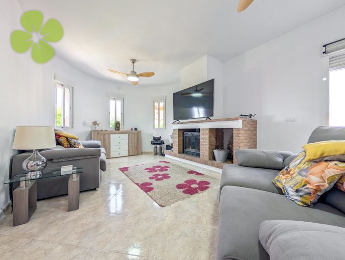 Image No.6-3 Bed Villa for sale