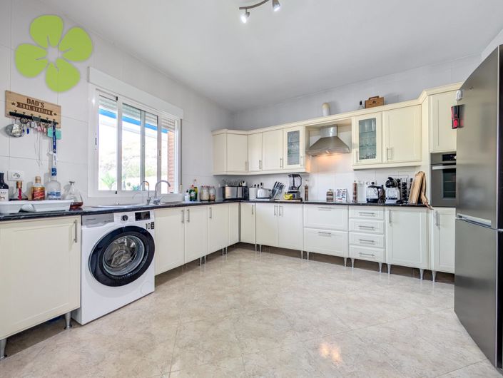 Image No.8-3 Bed Villa for sale