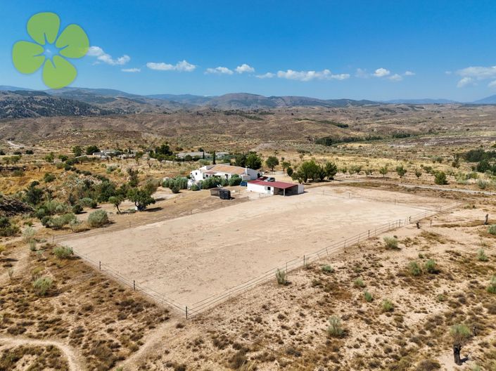 Image No.27-4 Bed Villa for sale