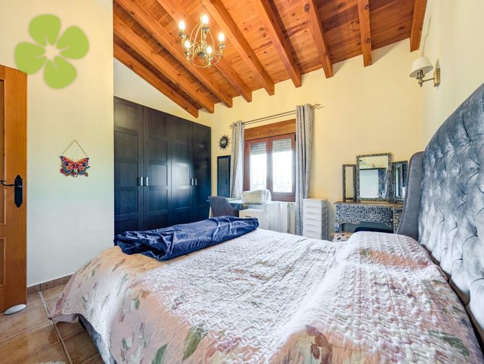 Image No.11-4 Bed Villa for sale