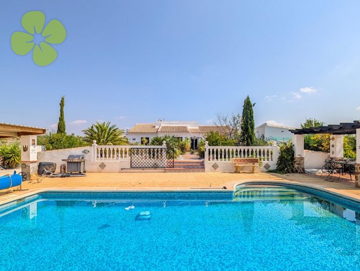 Image No.17-4 Bed Villa for sale