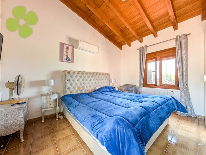 Image No.7-4 Bed Villa for sale