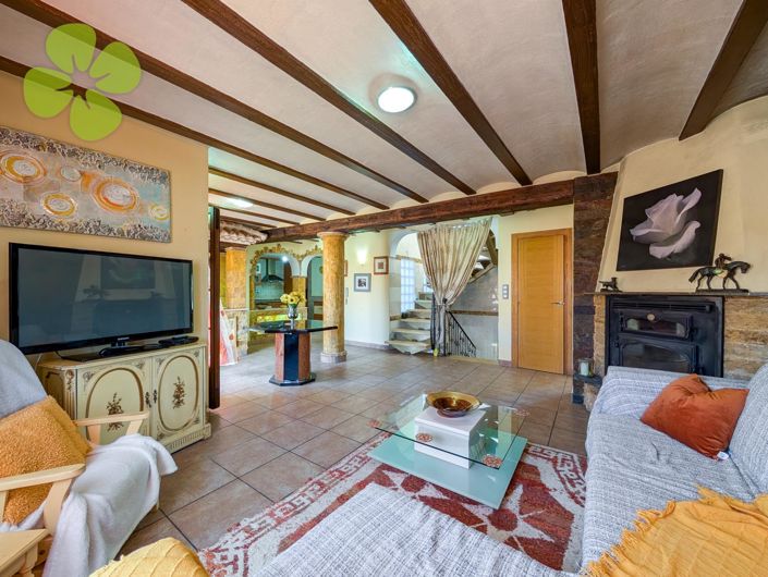 Image No.13-5 Bed Village House for sale