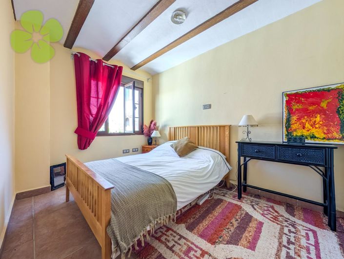 Image No.16-5 Bed Village House for sale