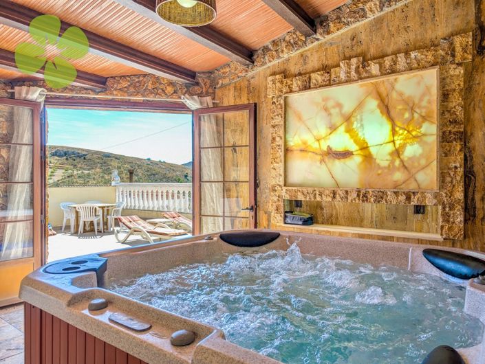 Image No.2-5 Bed Village House for sale