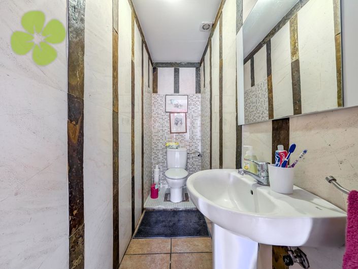 Image No.20-5 Bed Village House for sale