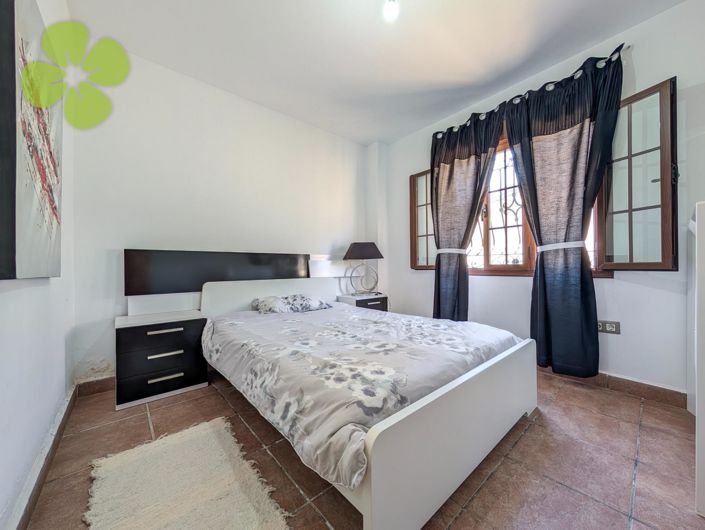 Image No.8-5 Bed Village House for sale