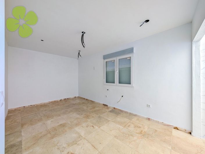 Image No.13-4 Bed Villa for sale