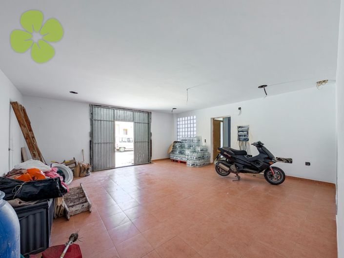 Image No.18-4 Bed Villa for sale