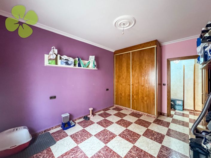 Image No.12-3 Bed Villa for sale