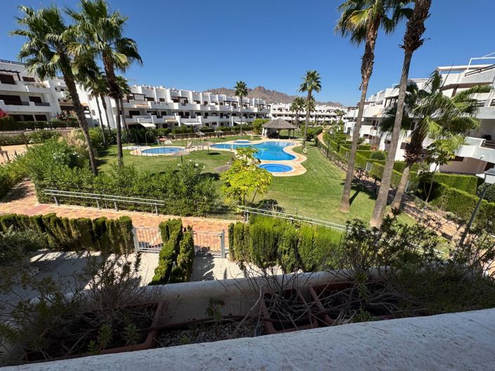 Image No.4-3 Bed Flat for sale