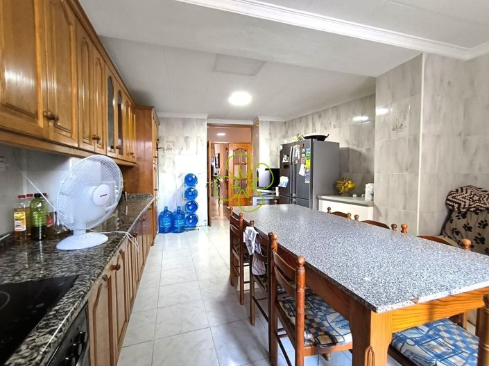 Image No.10-7 Bed Village House for sale