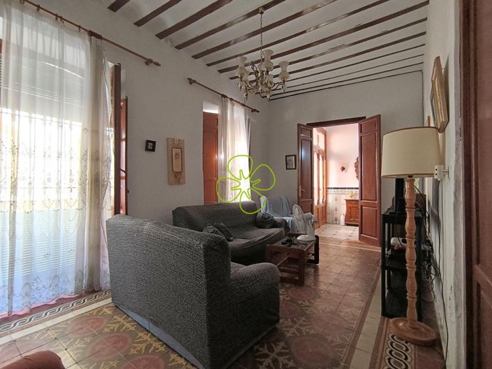 Image No.6-7 Bed Village House for sale