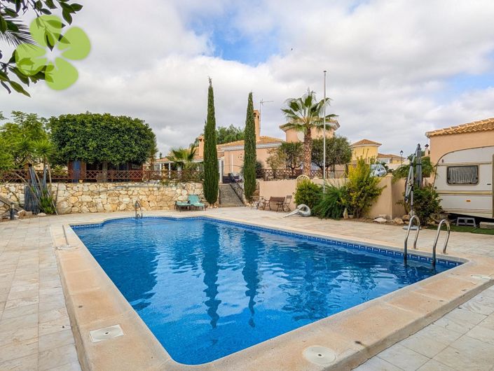 Image No.19-3 Bed Villa for sale