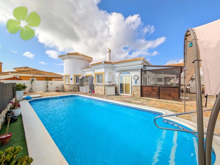 Image No.25-3 Bed Villa for sale