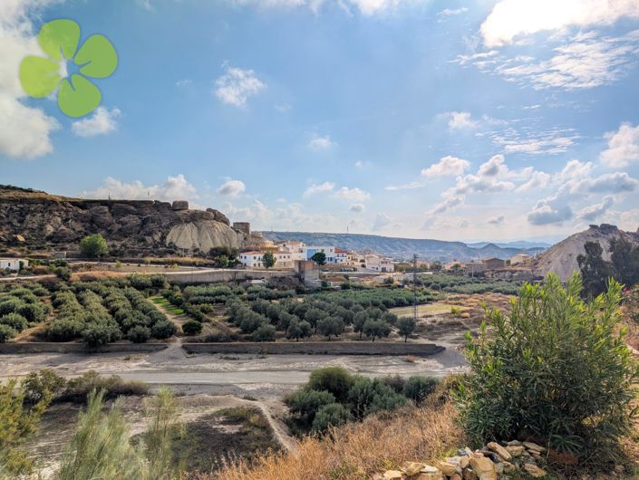 Image No.28-3 Bed Villa for sale