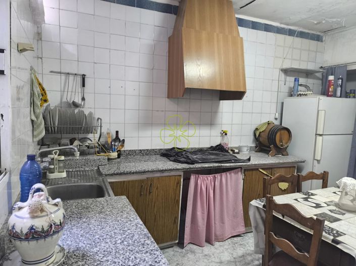 Image No.12-4 Bed Village House for sale