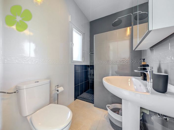 Image No.23-5 Bed Villa for sale