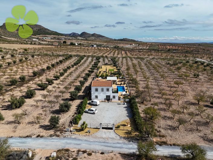 Image No.29-5 Bed Villa for sale