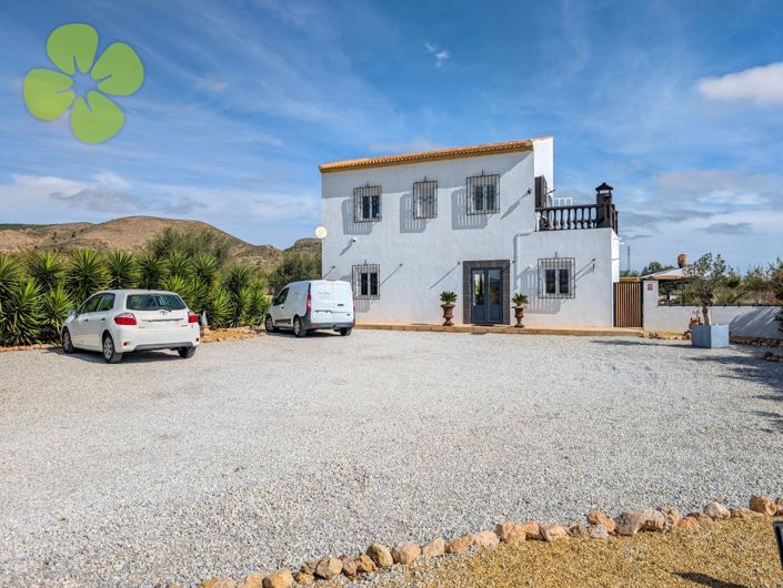 Image No.30-5 Bed Villa for sale