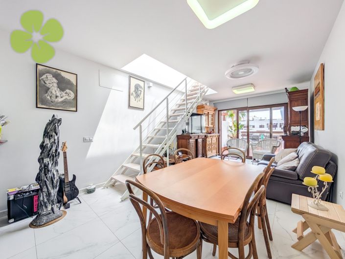 Image No.6-3 Bed Flat for sale