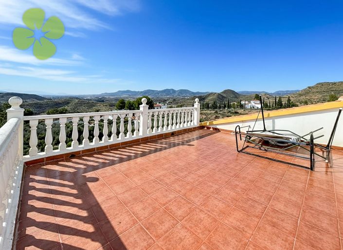 Image No.19-3 Bed Villa for sale