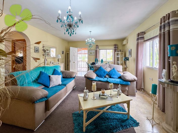 Image No.2-3 Bed Villa for sale