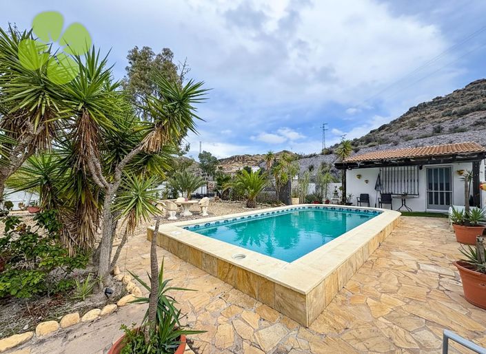 Image No.20-3 Bed Villa for sale