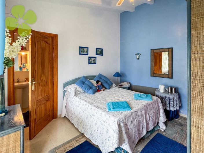 Image No.25-3 Bed Villa for sale