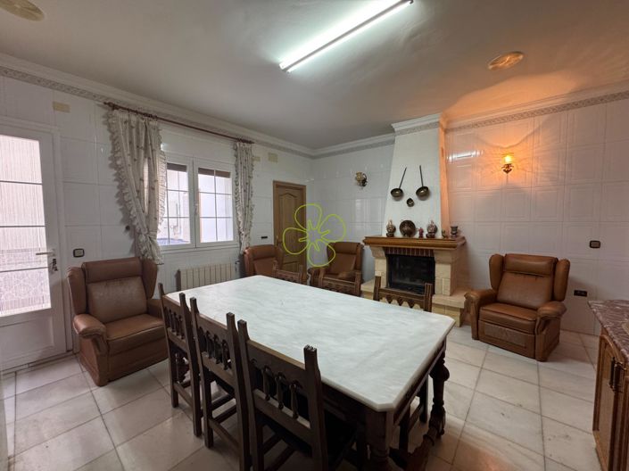 Image No.16-6 Bed Village House for sale