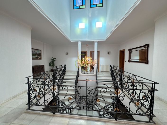 Image No.19-6 Bed Village House for sale