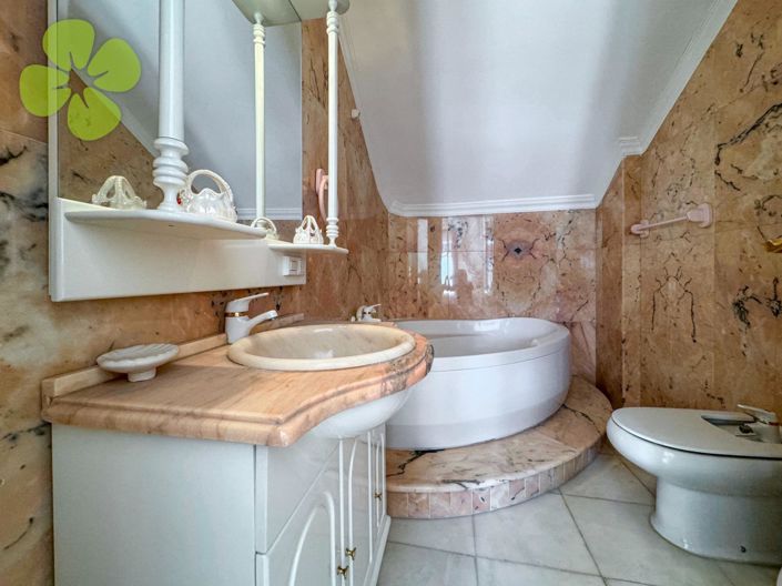 Image No.21-Maison de village de 6 chambres à vendre à Cantoria