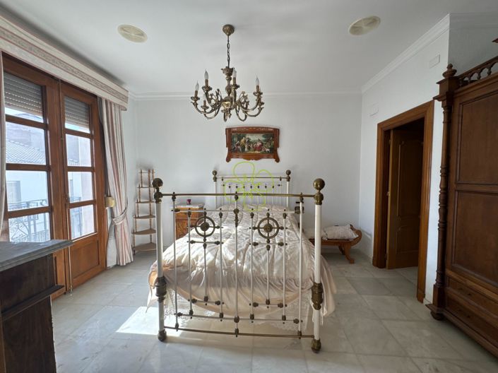 Image No.23-6 Bed Village House for sale