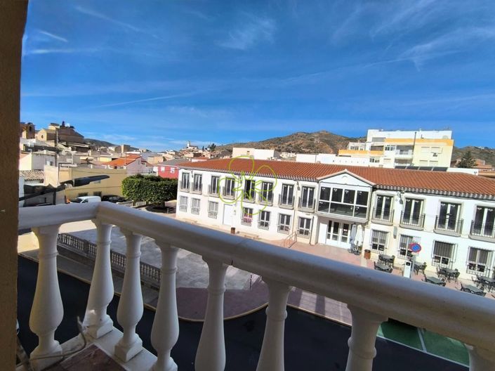 Image No.17-3 Bed Flat for sale