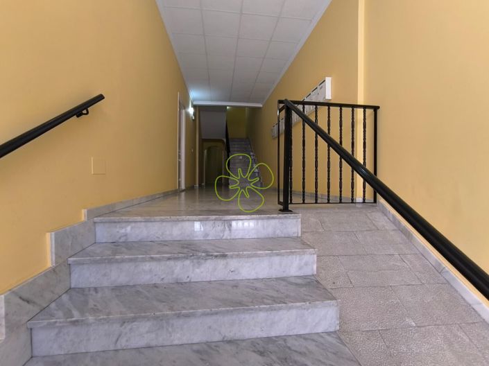 Image No.2-3 Bed Flat for sale