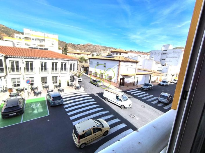 Image No.24-3 Bed Flat for sale