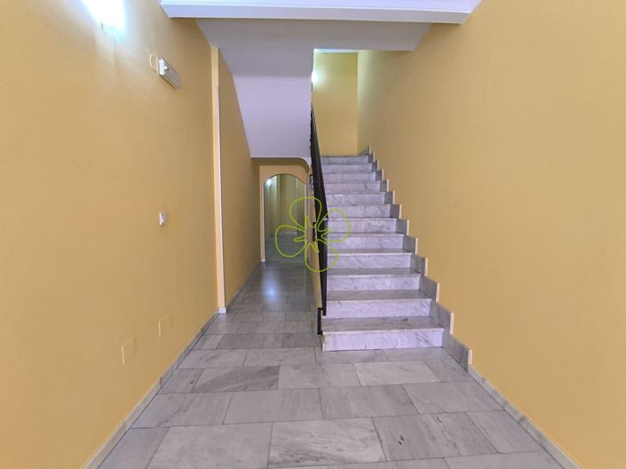 Image No.3-3 Bed Flat for sale