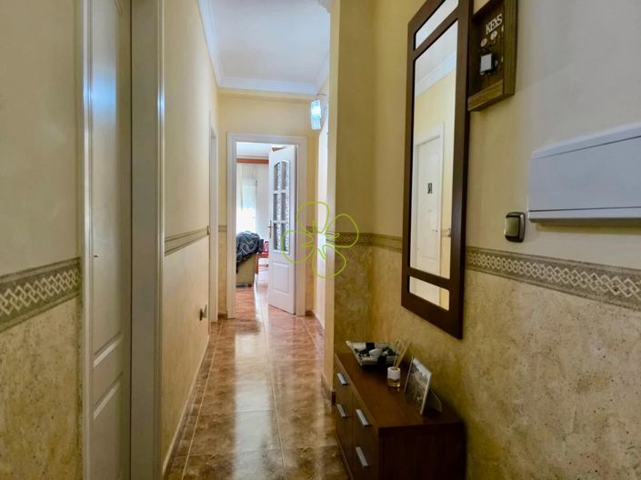 Image No.5-3 Bed Flat for sale