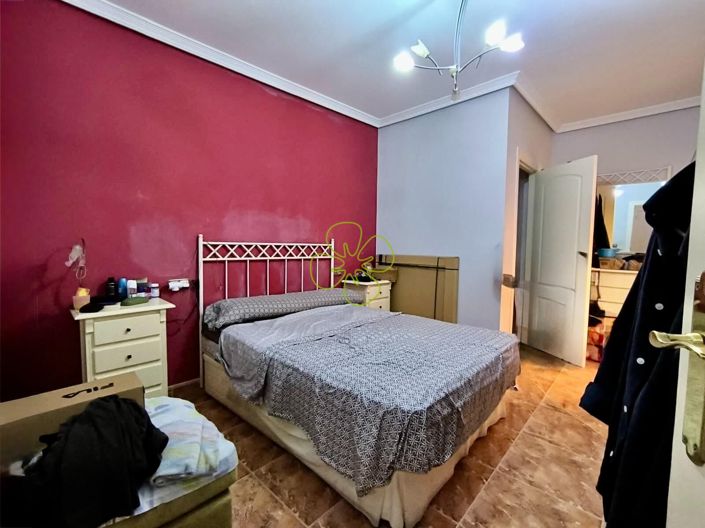 Image No.9-3 Bed Flat for sale