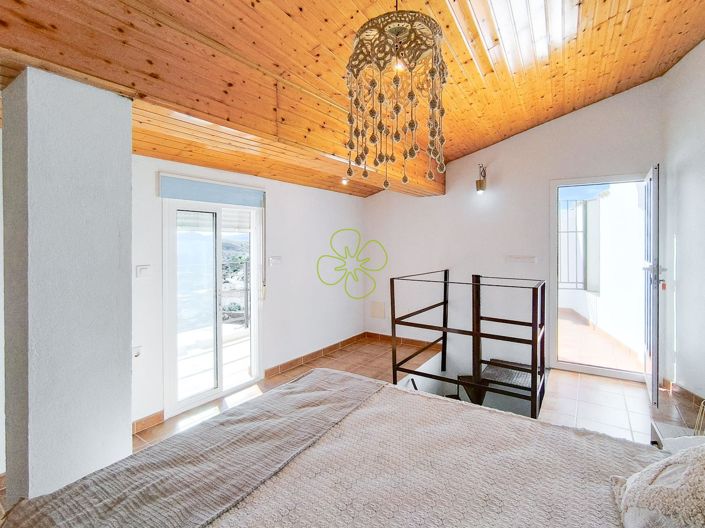 Image No.12-2 Bed Village House for sale