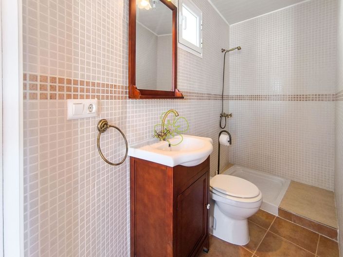 Image No.15-2 Bed Village House for sale