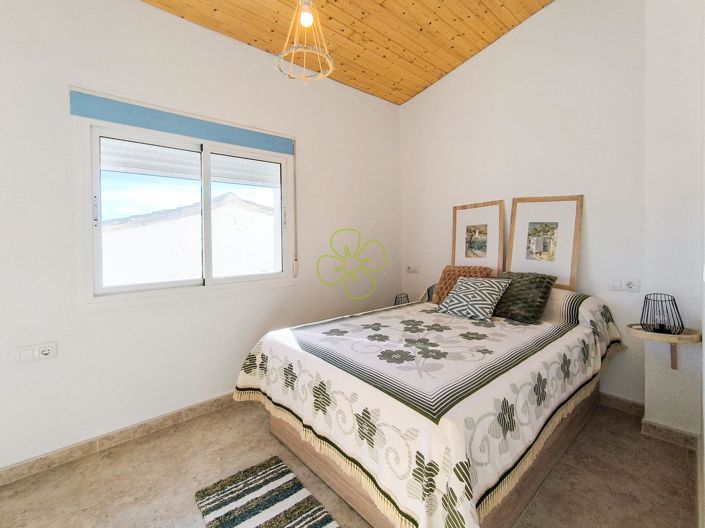 Image No.7-2 Bed Village House for sale